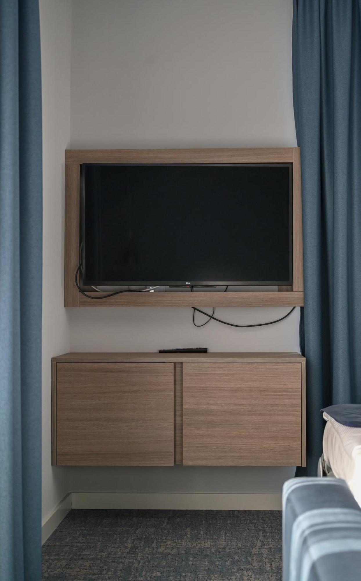 Nn Boutique Hotel Tiszaújváros Eksteriør bilde
